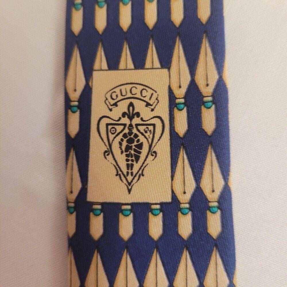 Gucci Tie Blue Gold Geometric Pattern 100% Silk Made In Italy Classic Luxury - Picture 4 of 6